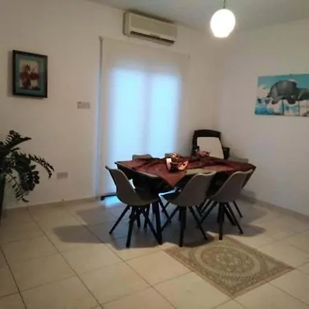 Villa Andros Sol 1.7km From Coral Bay Area